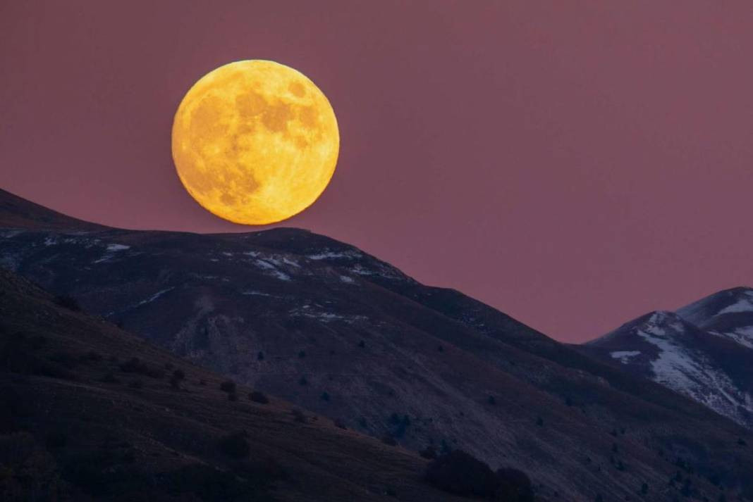 19 Ağustos tarihine dikkat! Kova Dolunay'ı geliyor: Bitmez denen ilişkiler bitecek, olmaz denilenler olacak - Resim: 5
